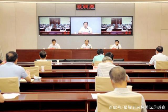 3冠之后一句真心话让人破防，樊振东的下一站悬念已经埋下